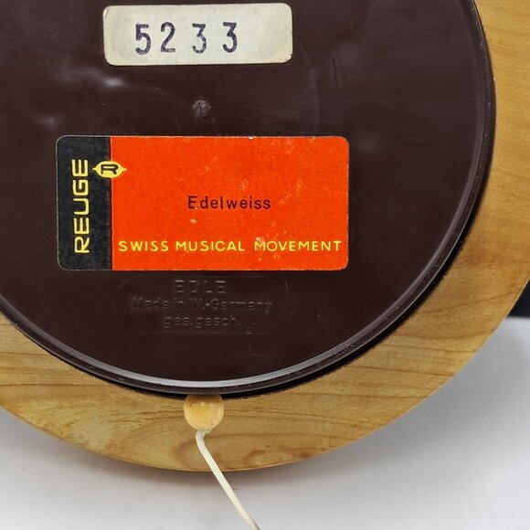 Reuge Edle Music Box-Wall Mounted-Pull Cord-Plays Edelweiss-W. Germany - Picture 3 of 6